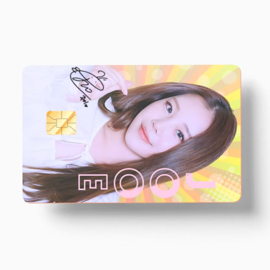 MOMOLAND - JooE Autographed