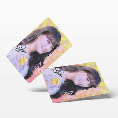 MOMOLAND - Ahin Autographed